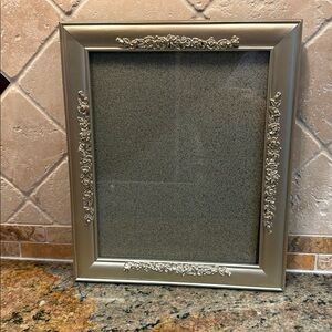 Vintage Connoisseur 8x10 Gold Tone with Floral Design Photo Frame